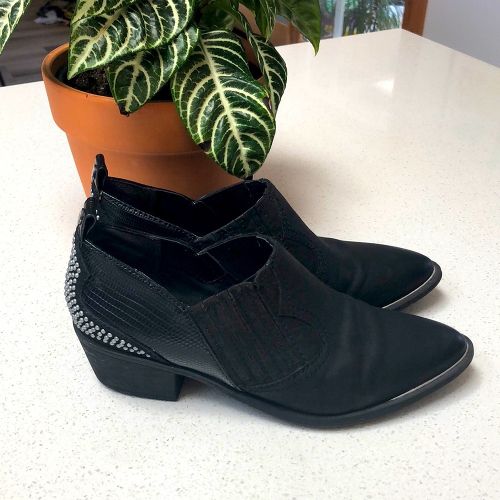 Circus by Sam Edelman Halton Western Bootie